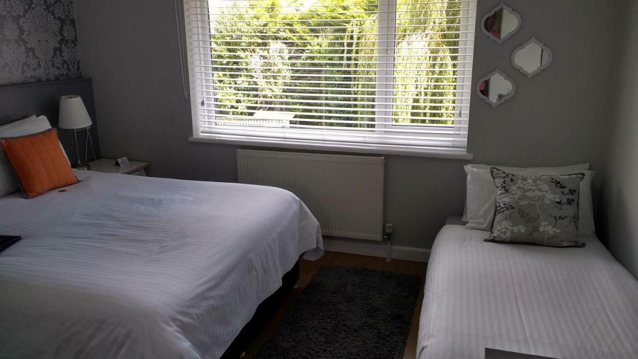 Bentleys Coast And Country B&B Lymington Exterior foto